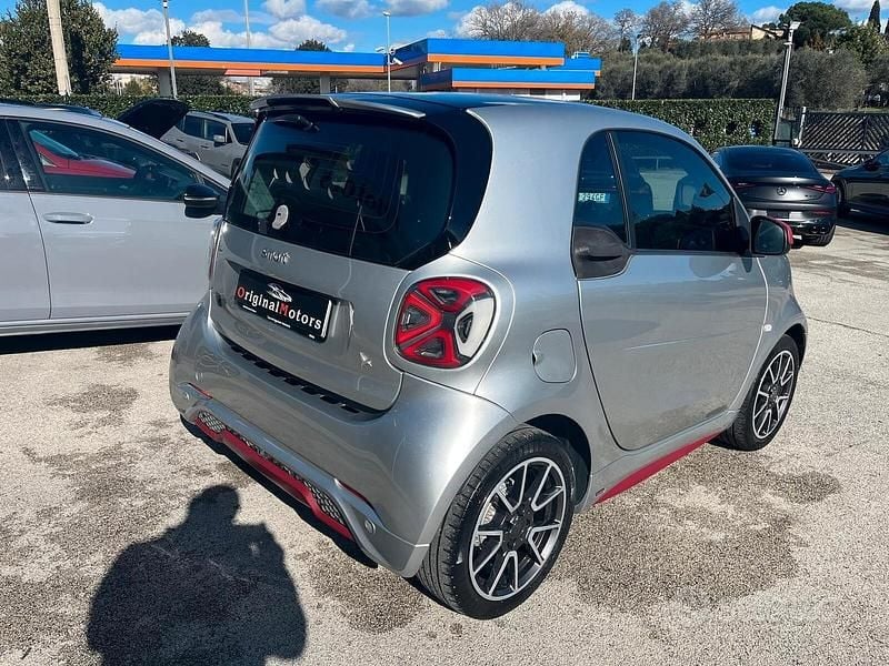 Usata Smart ForTwo Coupé Brabus 41 kW (56 CV) 2020 Grigio Utilitaria