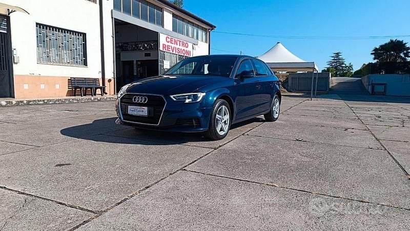 Usata Audi A3 150 CV (110 kW) 2020 Blu Berlina