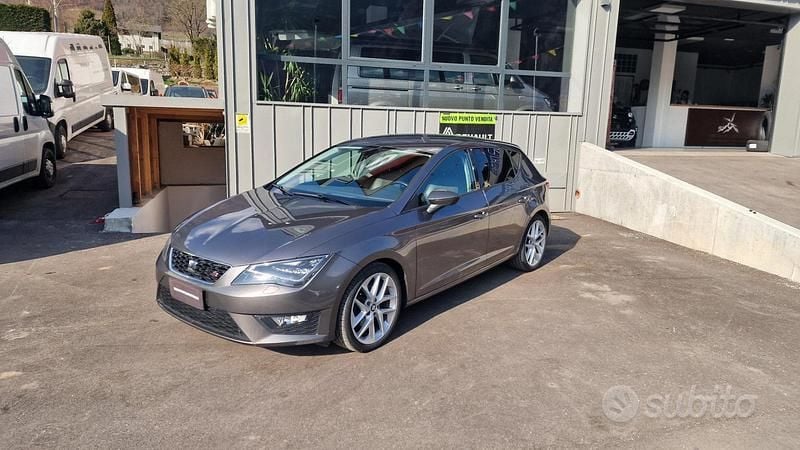 Usata Seat Leon FR 125 CV (91 kW) 2016 Grigio Berlina