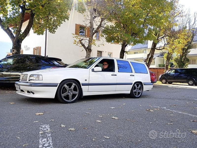 Usata Volvo 850 140 CV (102 kW) 1996 Bianco Station wagon