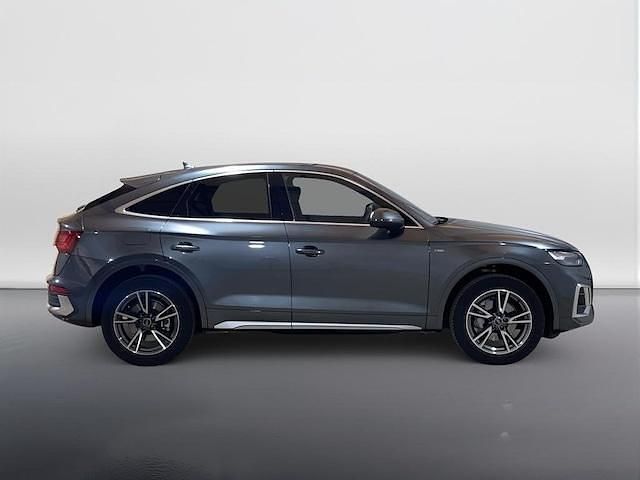 Usata Audi Q5 Sportback S-line plus 204 CV (150 kW) 2024 Grigio daytona perlato SUV