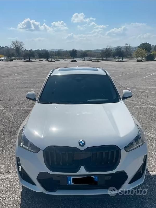 Usata BMW X1 Efficient Dynamics 150 CV (110 kW) 2022 Bianco SUV