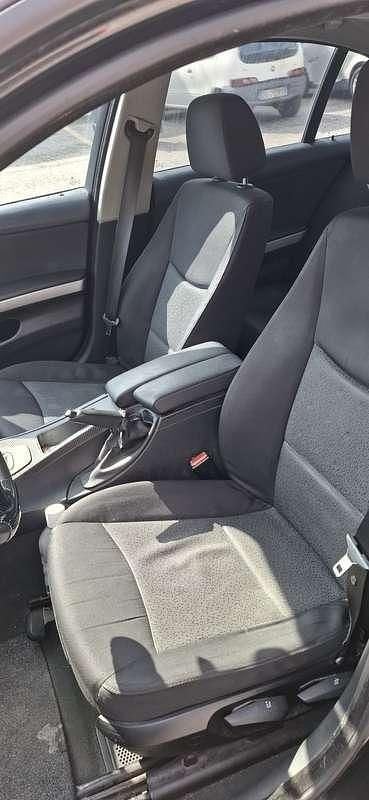 Usata BMW 320 177 CV (130 kW) 2008 Nero Berlina