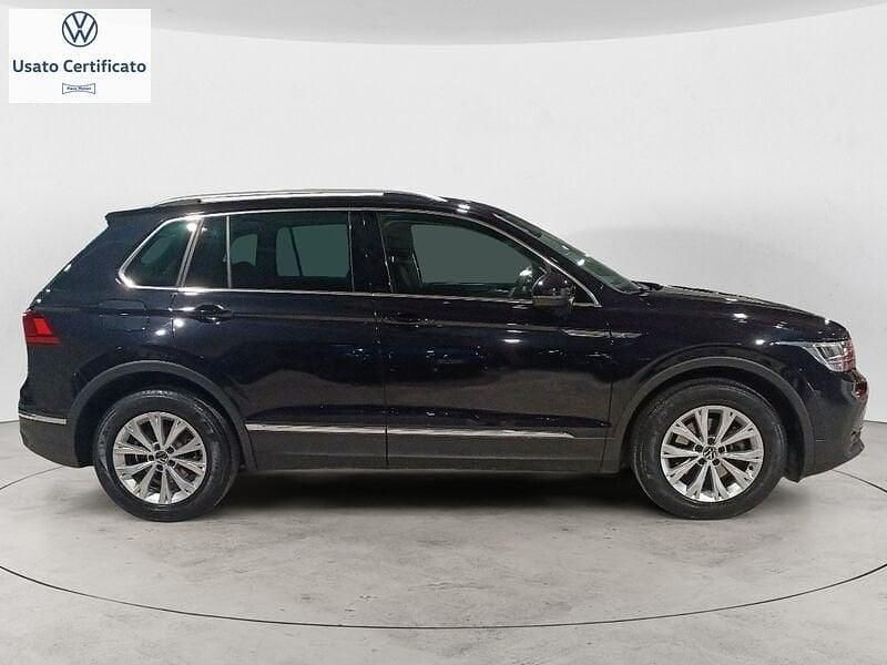 Usata VW Tiguan Life 150 CV (110 kW) 2021 Nero SUV