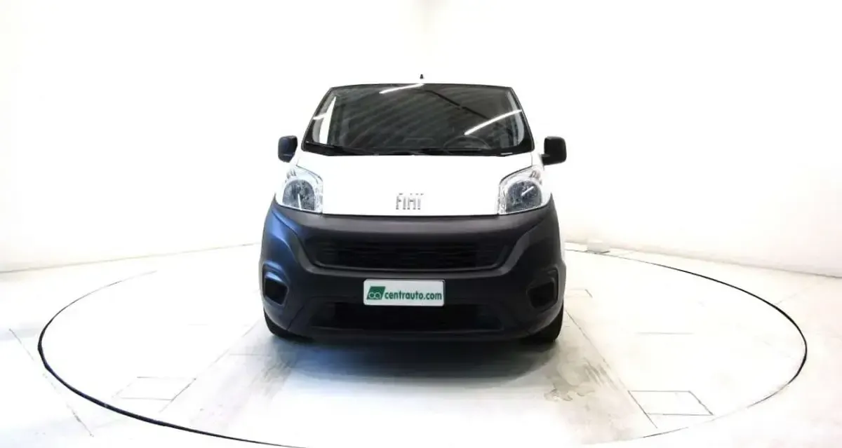 Usata Fiat Fiorino 80 CV (58 kW) 2022 Bianco Monovolume