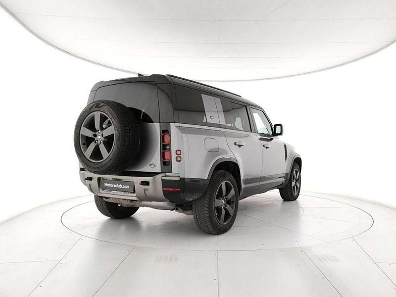 Usata Land Rover Defender SE Dynamic 200 CV (147 kW) 2023 Grigio SUV