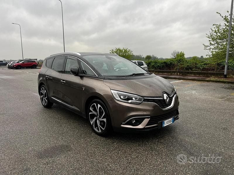 Usata Renault Grand Scénic IV Bose Edition 110 CV (80 kW) 2017 Grigio Monovolume