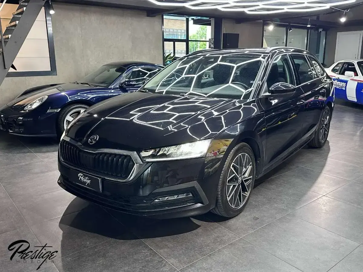 Usata Skoda Octavia SportLine 150 CV (110 kW) 2024 Other Station wagon