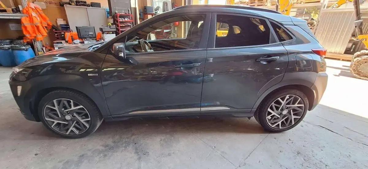 Usata Hyundai Kona 141 CV (103 kW) 2020 Grigio SUV
