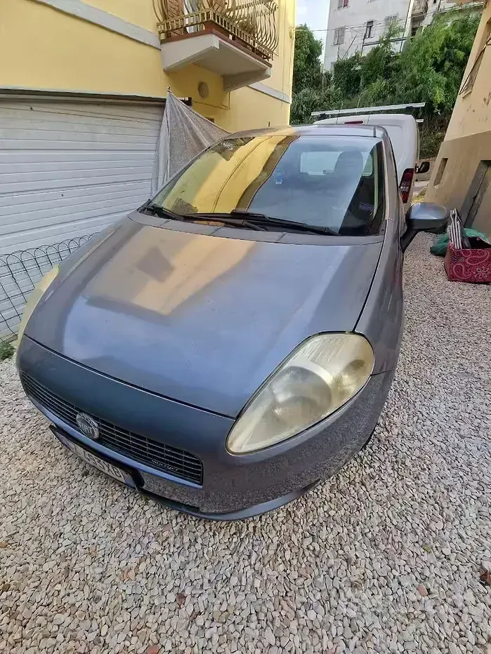 Usata Fiat Punto 75 CV (55 kW) 2009 Utilitaria