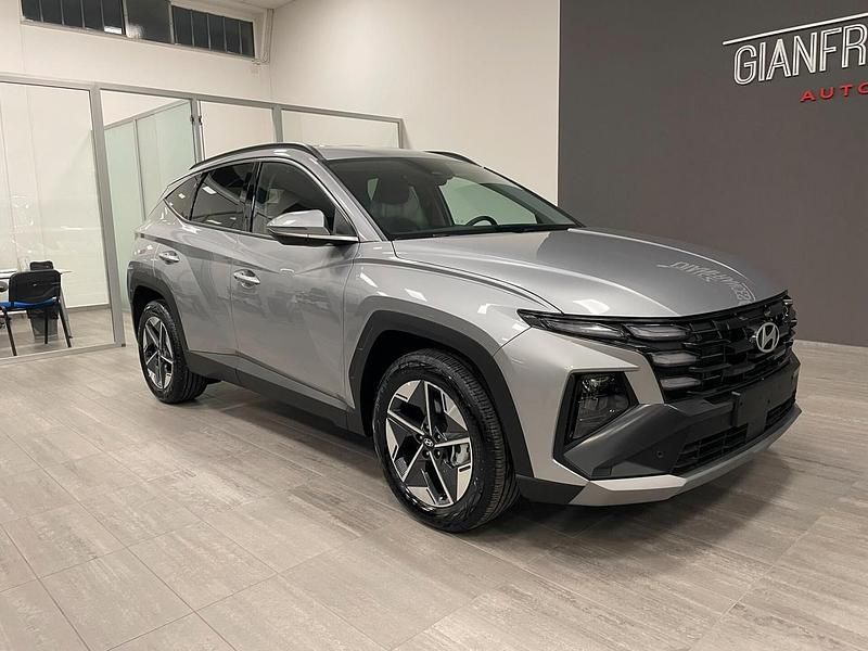 Nuova Hyundai Tucson 160 CV (117 kW) 2025 Argento SUV