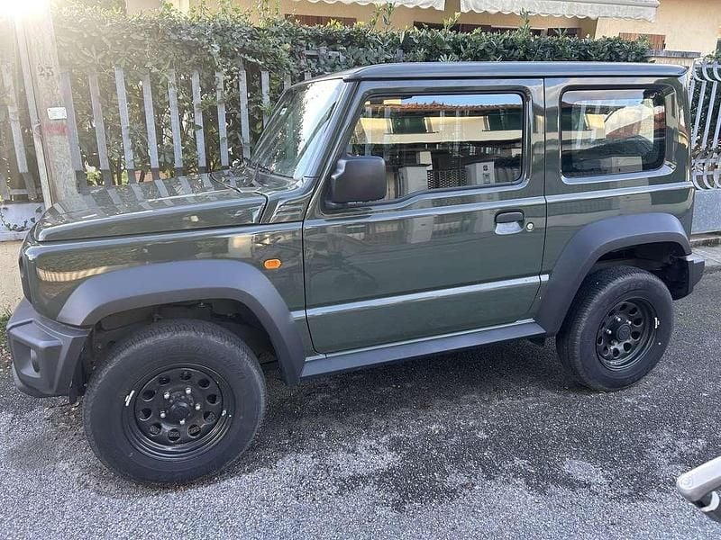 Verde Usata 2023 Suzuki Jimny SUV | 33.000 € (Molto cara) - Immagine 1/1