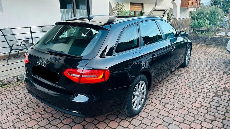 Usata Audi A4 Ambiente 150 CV (110 kW) 2014 Nero Station wagon