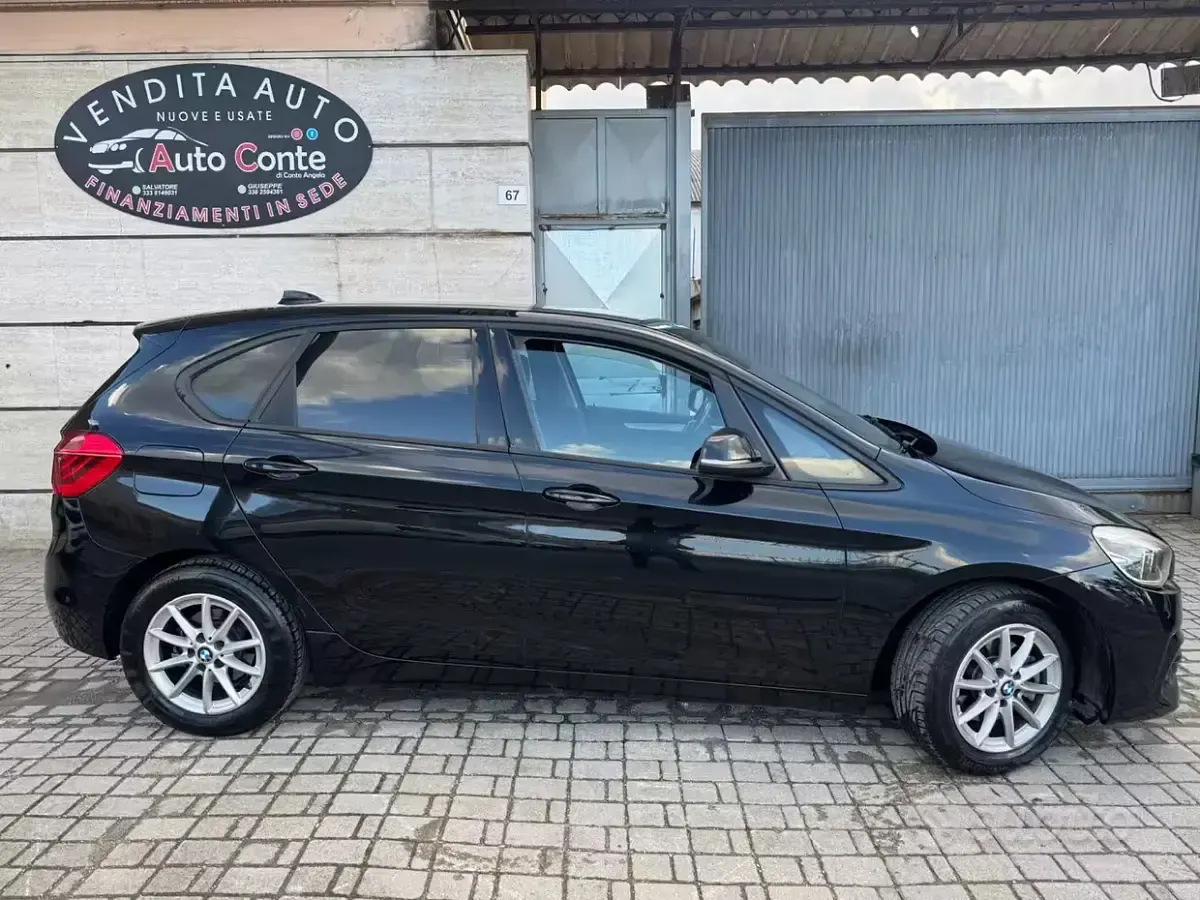 Usata BMW 216 Active Tourer Advantage 116 CV (85 kW) 2019 Nero Monovolume