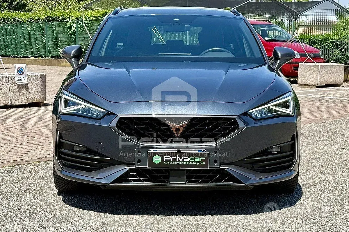 Usata Cupra Leon 150 CV (110 kW) 2024 Blu Station wagon