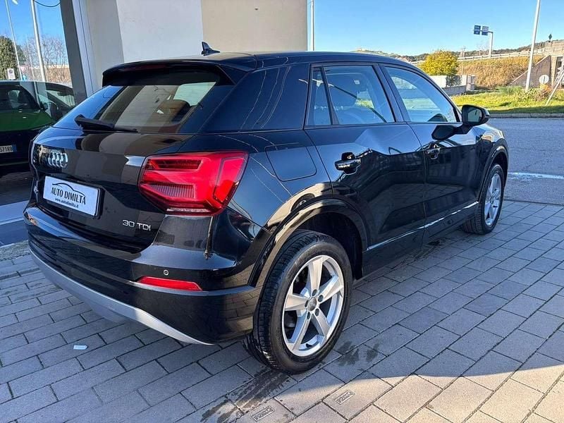 Usata Audi Q2 116 CV (85 kW) 2018 Nero SUV