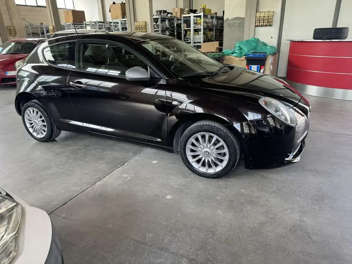 Usata Alfa Romeo MiTo Distinctive 84 CV (61 kW) 2015 Other Utilitaria