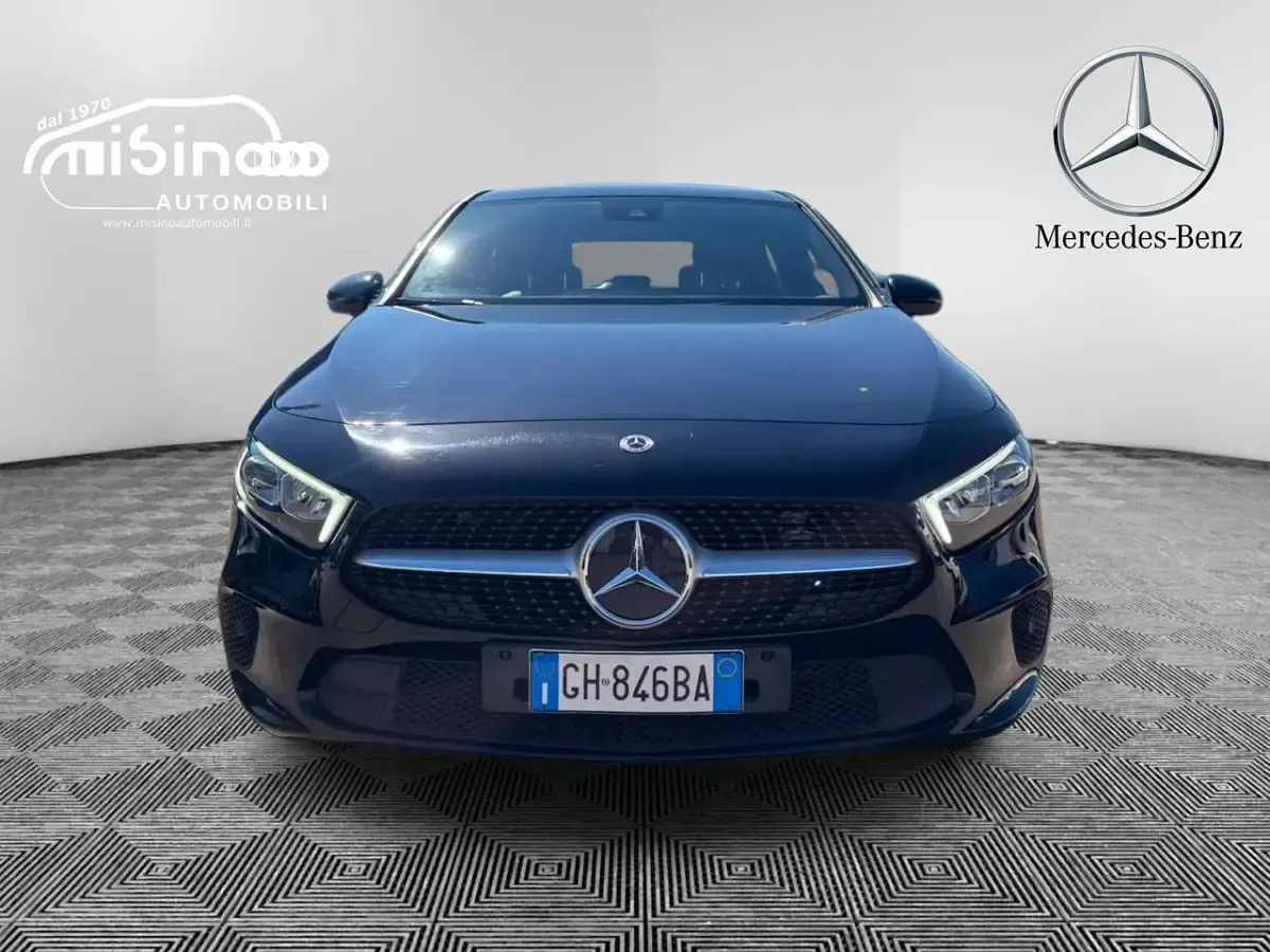 Usata Mercedes A180 Premium 116 CV (85 kW) 2021 Nero Berlina
