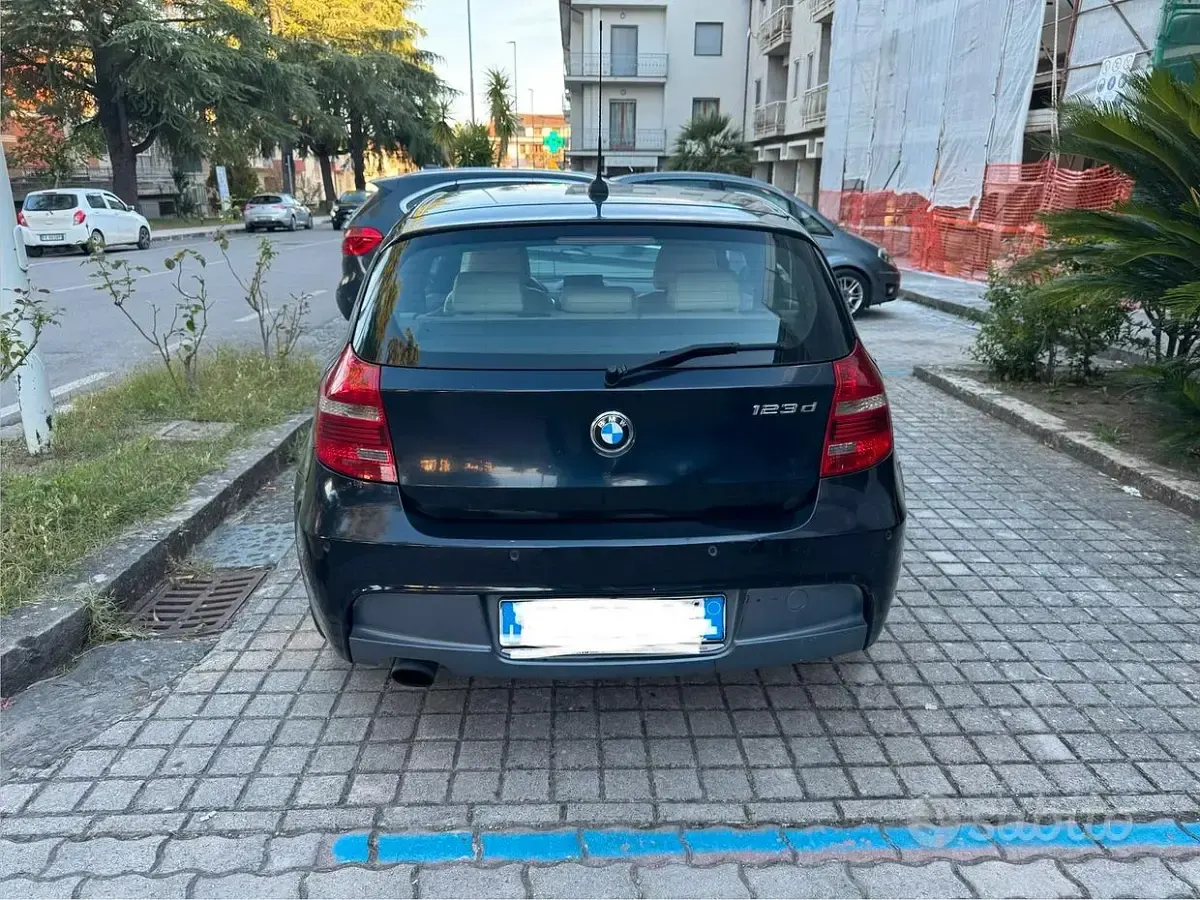 Usata BMW 123 Coupé 204 CV (150 kW) 2007 Blu Coupé