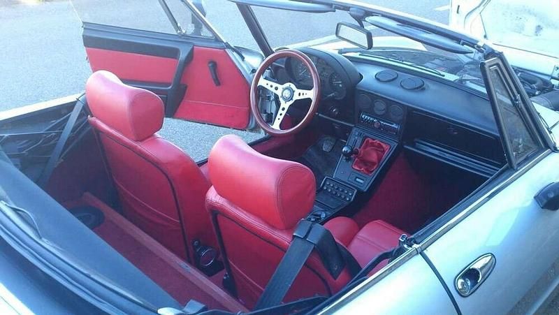 Usata Alfa Romeo Spider Quadrifoglio Verde 125 CV (91 kW) 1988 Grigio Cabrio