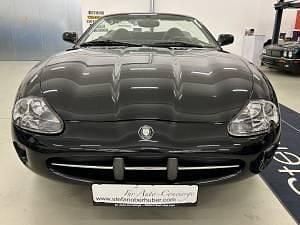 Usata Jaguar XK8 284 CV (208 kW) 1997 Nero Cabrio