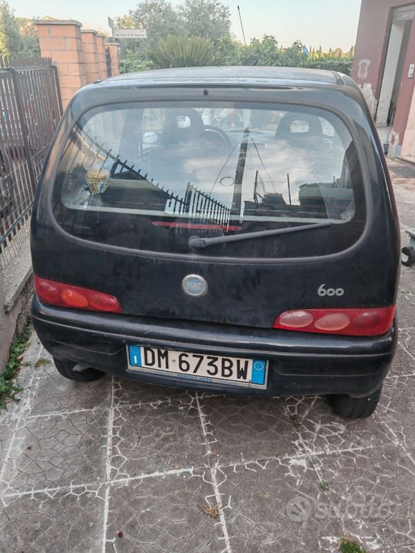Usata Fiat 600 54 CV (39 kW) 2007 Nero Utilitaria