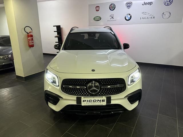 Gebraucht Mercedes GLB200 AMG Line Premium Plus 150 PS (110 kW) 2023 Weiß SUV