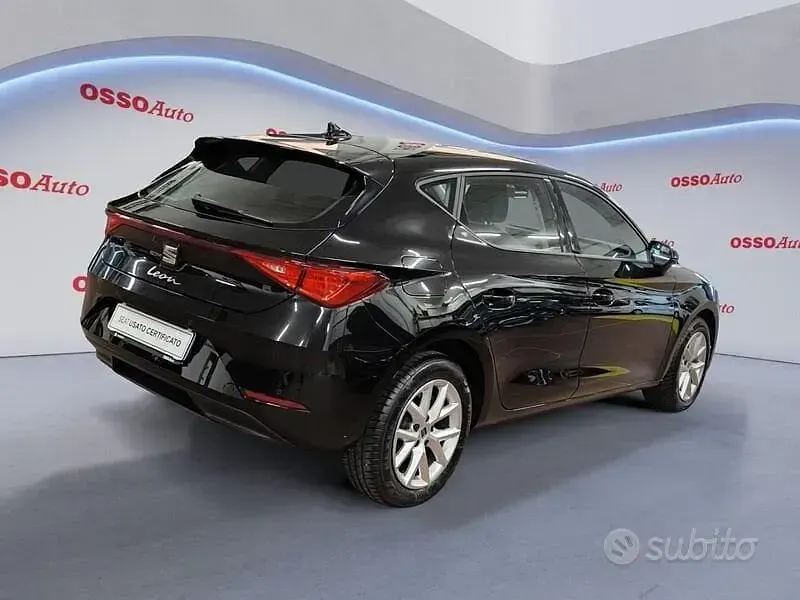 Usata Seat Leon Style 90 CV (66 kW) 2023 Nero Berlina