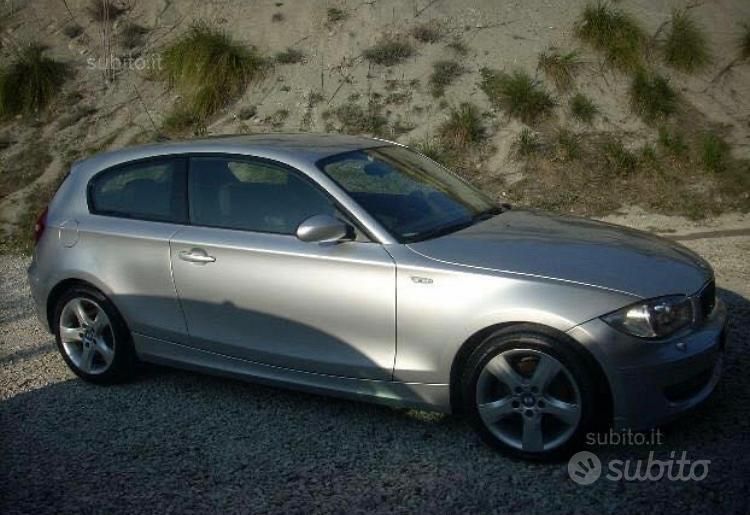 Usata BMW 120 177 CV (130 kW) 2007 Grigio Utilitaria