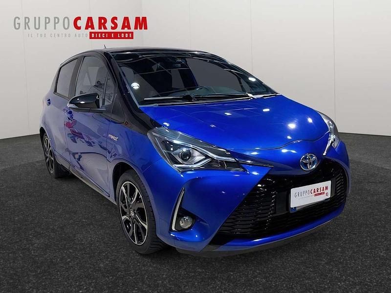 Usata Toyota Yaris Hybrid Edition 101 CV (74 kW) 2017 Blu/azzurro Berlina