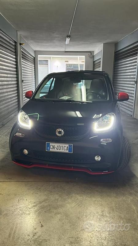 Nero Usata 2016 Smart ForTwo Cabrio Cabrio | 14.500 € - Immagine 1/4