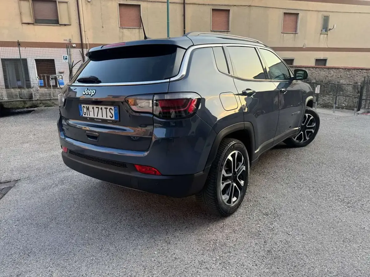 Usata Jeep Compass Limited 131 CV (96 kW) 2023 Blu/azzurro SUV