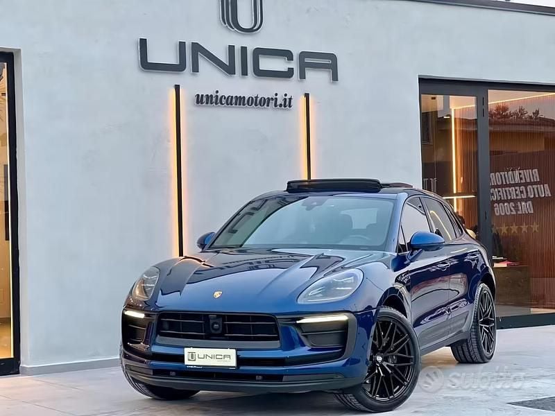 Usata Porsche Macan 265 CV (194 kW) 2023 Blu/azzurro SUV