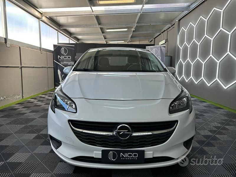 Usata Opel Corsa Cosmo 74 CV (54 kW) 2016 Bianco Utilitaria