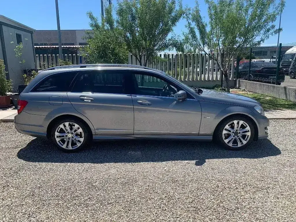 Usata Mercedes C250 Avantgarde 204 CV (150 kW) 2012 Grigio Station wagon