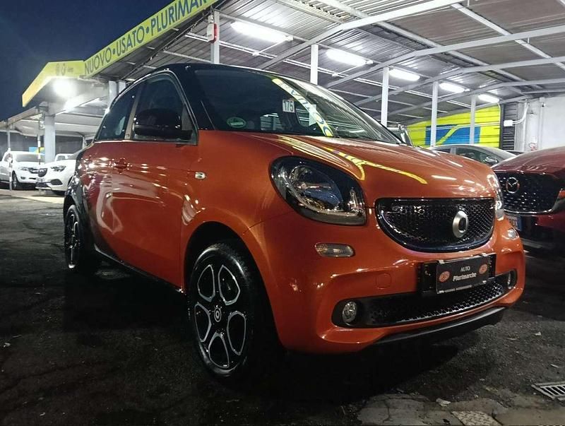 Arancione Usata 2019 Smart ForFour Prime Utilitaria | 14.990 € (Buon prezzo) - Immagine 1/4
