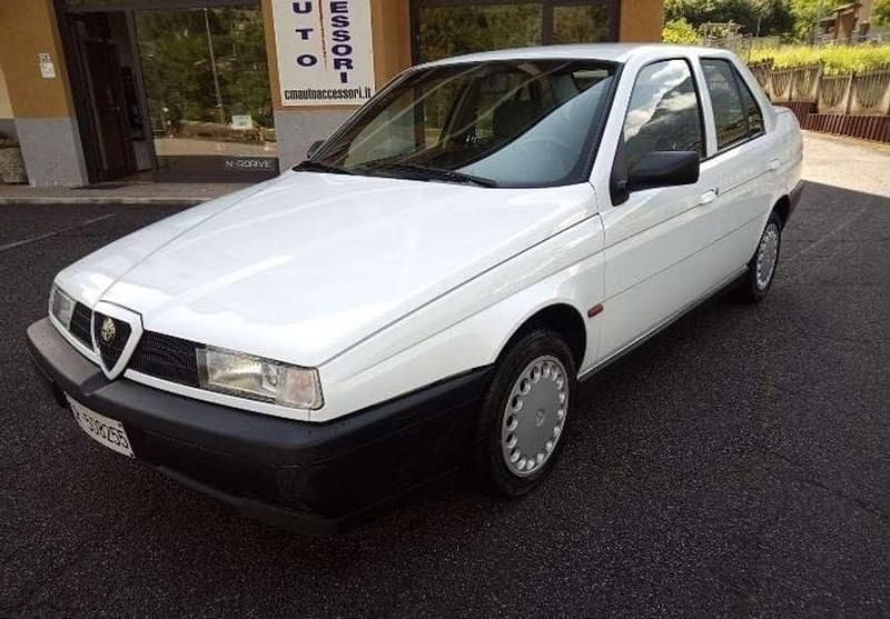 Usata Alfa Romeo 155 113 CV (83 kW) 1994 Berlina