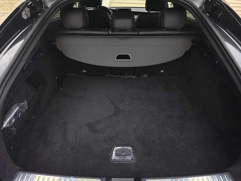Usata Mercedes GLC300 Premium Plus 245 CV (180 kW) 2019 Nero SUV