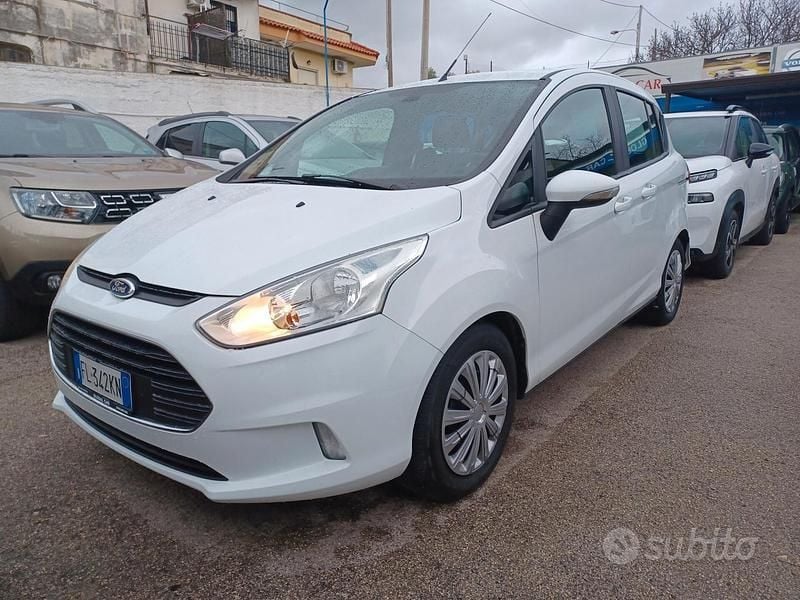 Usata Ford B-MAX 75 CV (55 kW) 2017 Bianco Monovolume
