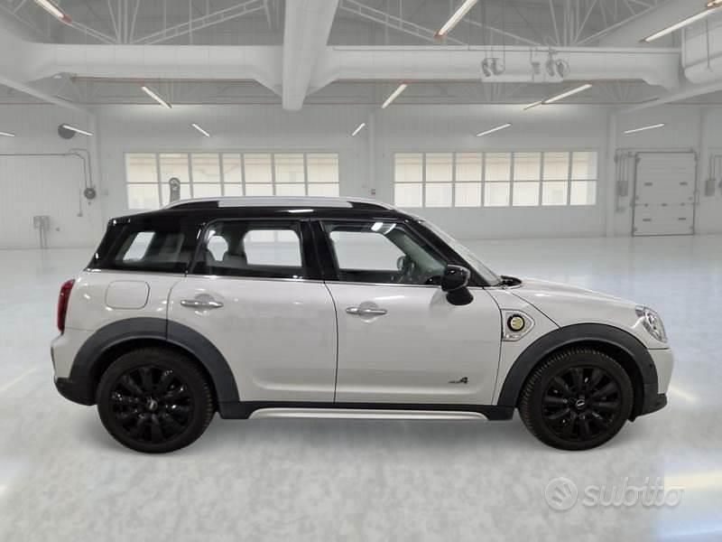 Usata Mini Cooper S Countryman Business 220 CV (161 kW) 2020 Argent SUV