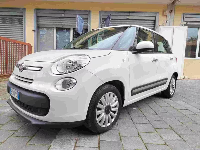 Usata Fiat 500L 2015 Bianco Monovolume