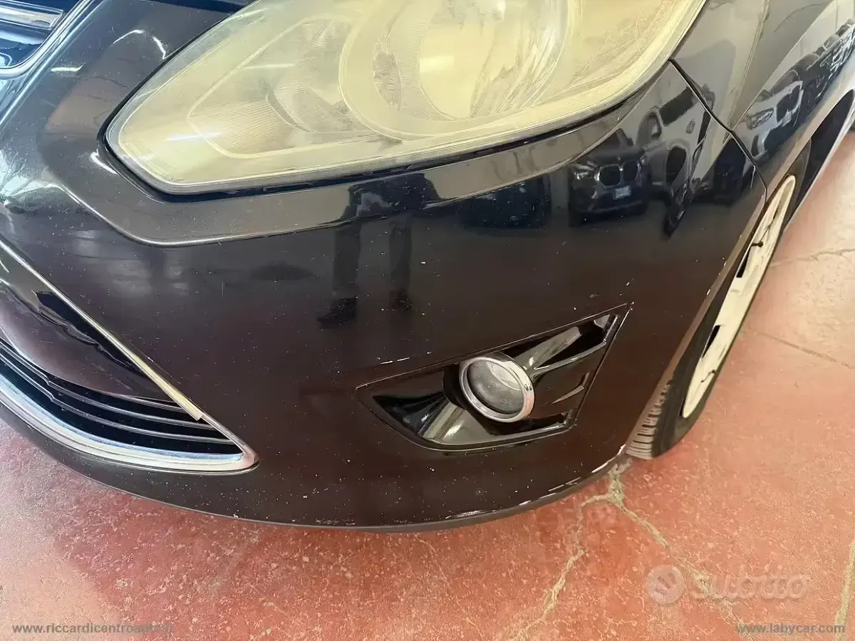 Occasion Ford C-MAX Titanium 116 ch (85 kW) 2012 Noir Monospace