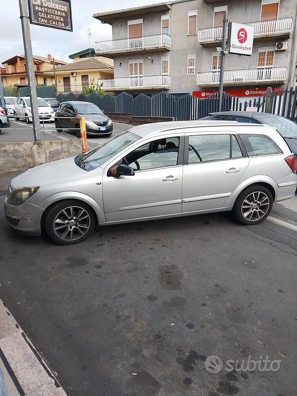 Usata Opel Vectra 82 CV (60 kW) 2006 Grigio Station wagon