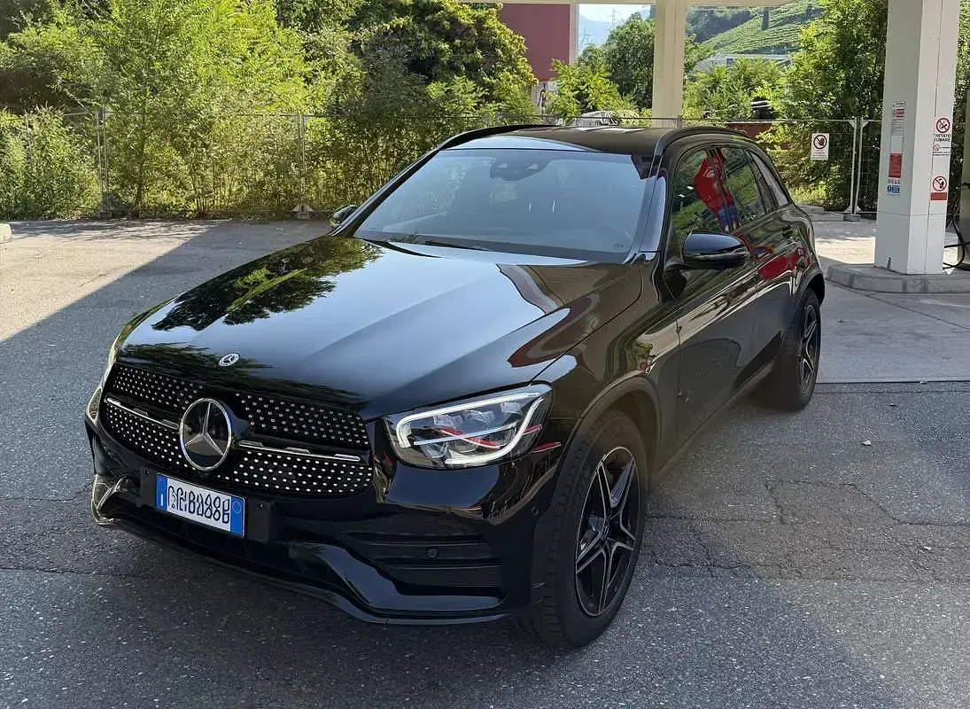 Usata Mercedes GLC300 AMG line 245 CV (180 kW) 2020 SUV