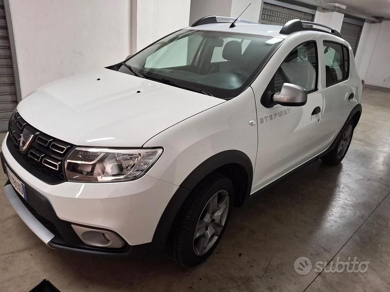 Usata Dacia Sandero Stepway 90 CV (66 kW) 2020 Bianco Berlina