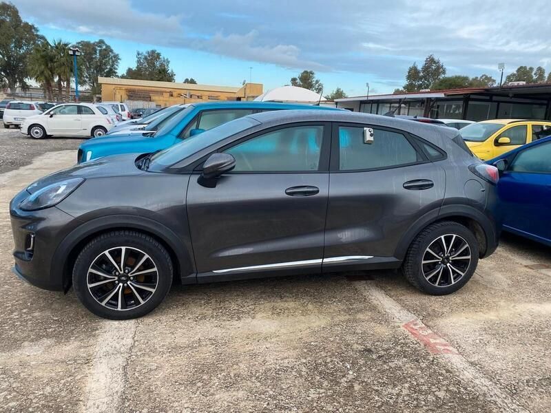Usata Ford Puma Titanium 125 CV (91 kW) 2020 Grigio Station wagon