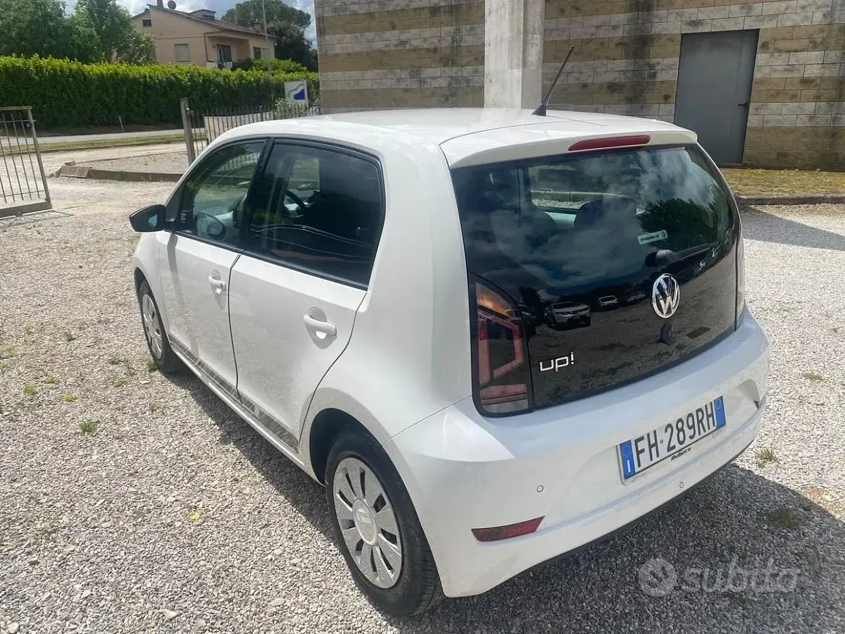 Usata VW up! 75 CV (55 kW) 2017 Bianco Utilitaria