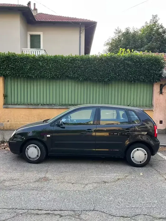 Usata VW Polo 75 CV (55 kW) 2003 Nero Utilitaria