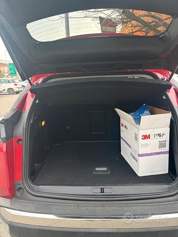 Usata Peugeot 3008 2018 Rosso SUV