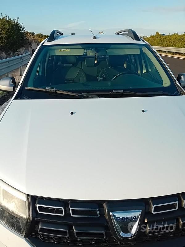 Usata Dacia Sandero 70 CV (51 kW) 2017 Bianco Utilitaria